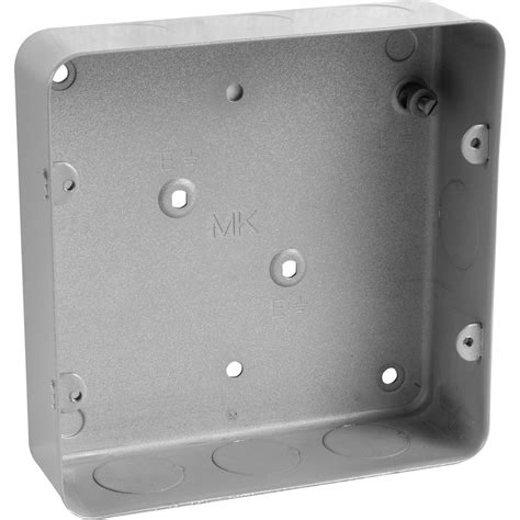 MK Grid Metal Flush Back Box 6